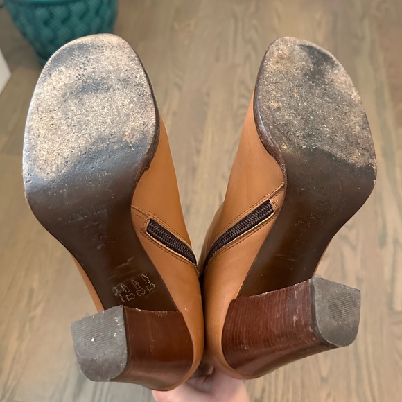 Vintage MaxMara Leather Tall Heeled Boots - sz 8 - Picture 8 of 13